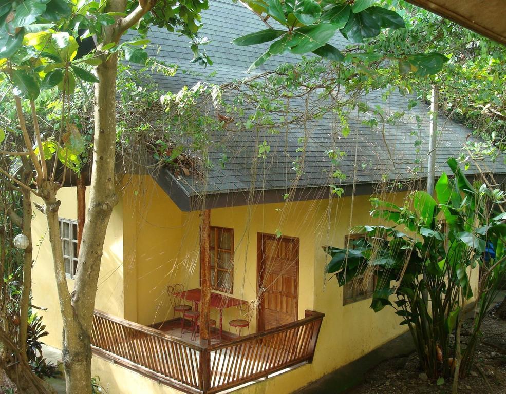 Sun Garden Hilltop Resort Manoc-Manoc Exterior foto