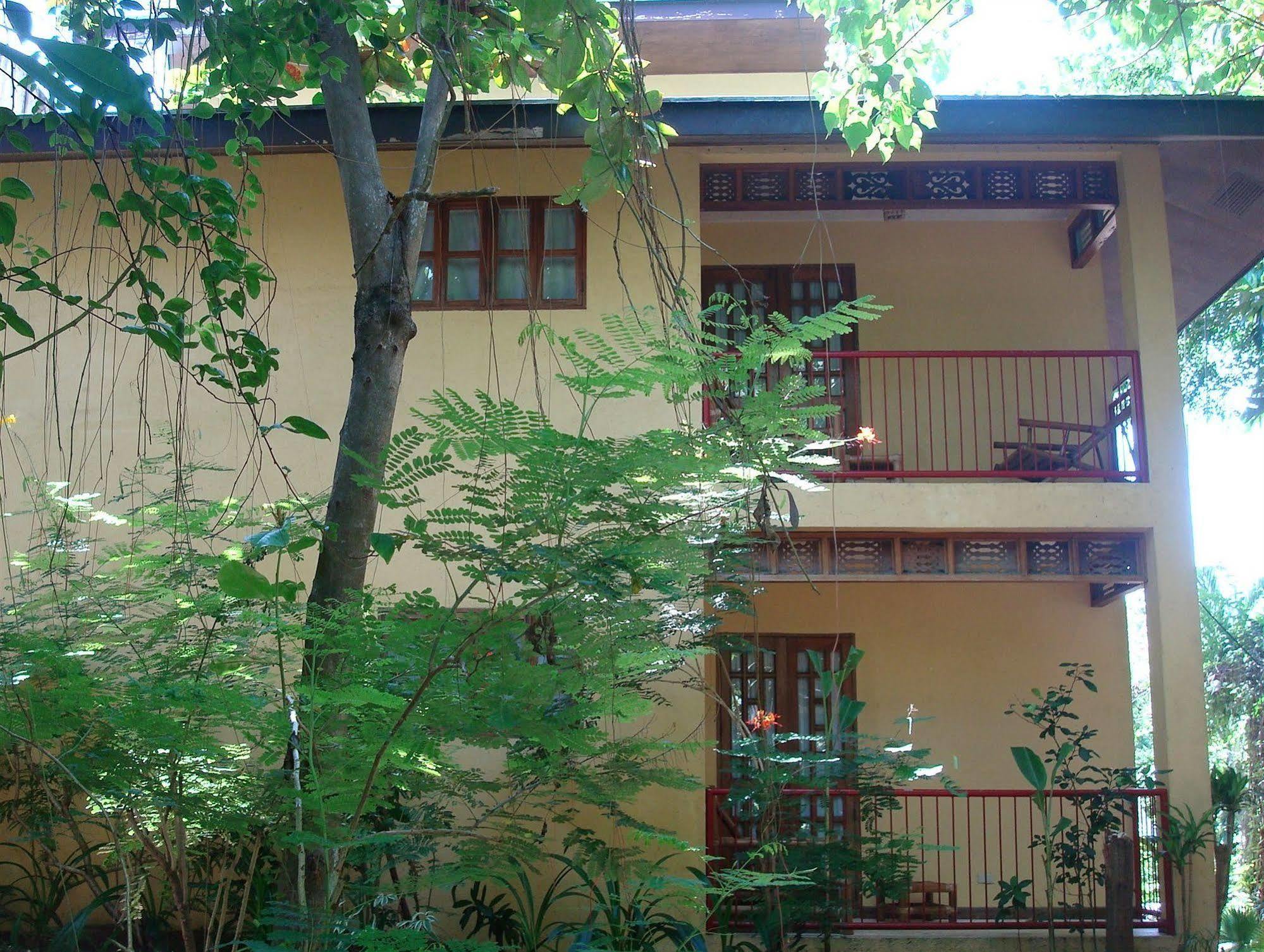 Sun Garden Hilltop Resort Manoc-Manoc Exterior foto