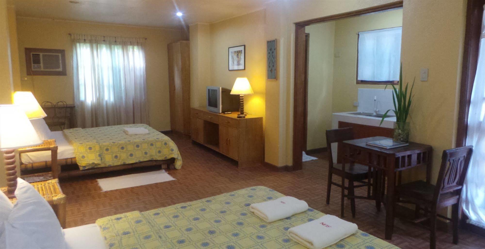 Sun Garden Hilltop Resort Manoc-Manoc Exterior foto